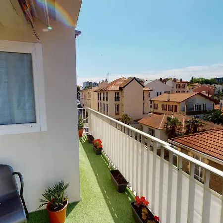 Appartement Biarritz, 3 Pieces, 6 Personnes - Fr-1-621-6 Apartment *