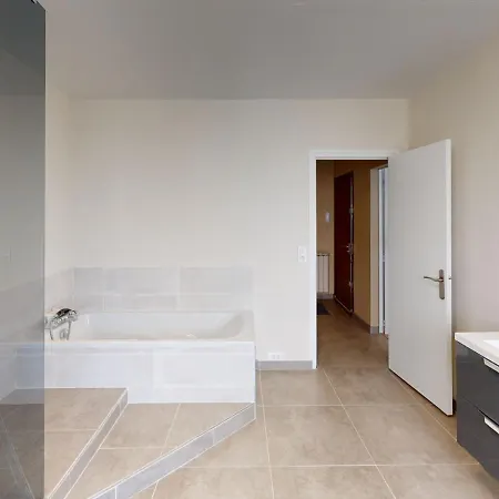 Appartement Biarritz, 3 Pieces, 6 Personnes - Fr-1-621-6 Biarritz